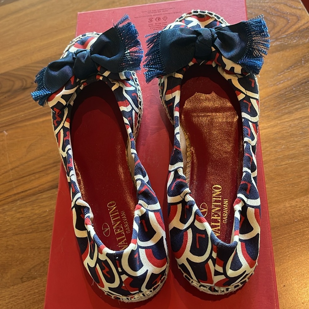 New Valentino Garavani Espadrille Flats - Picture 11 of 12